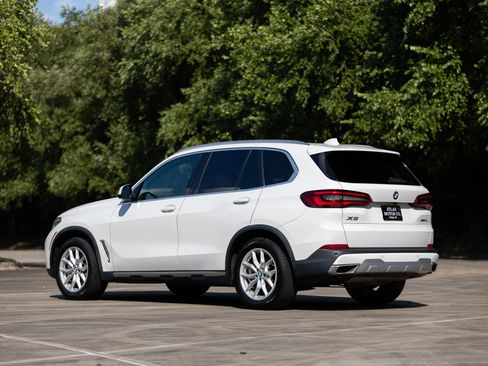 Used 2019 BMW X5 xDrive40i image 9