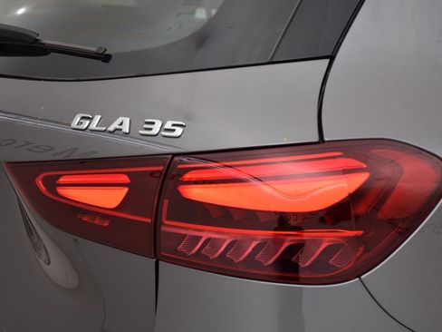 New 2025 Mercedes-Benz GLA 35 AMG 4MATIC image 13