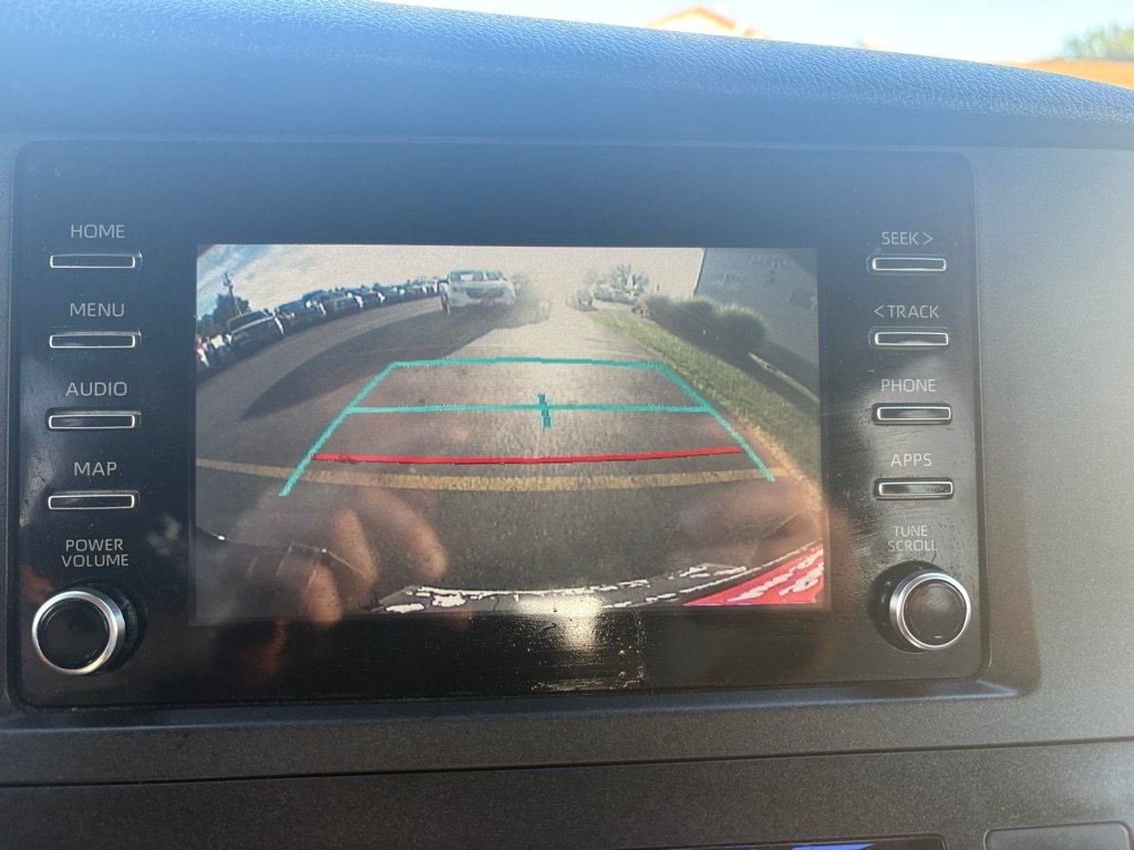 Used 2020 Toyota Sienna L FWD image 18