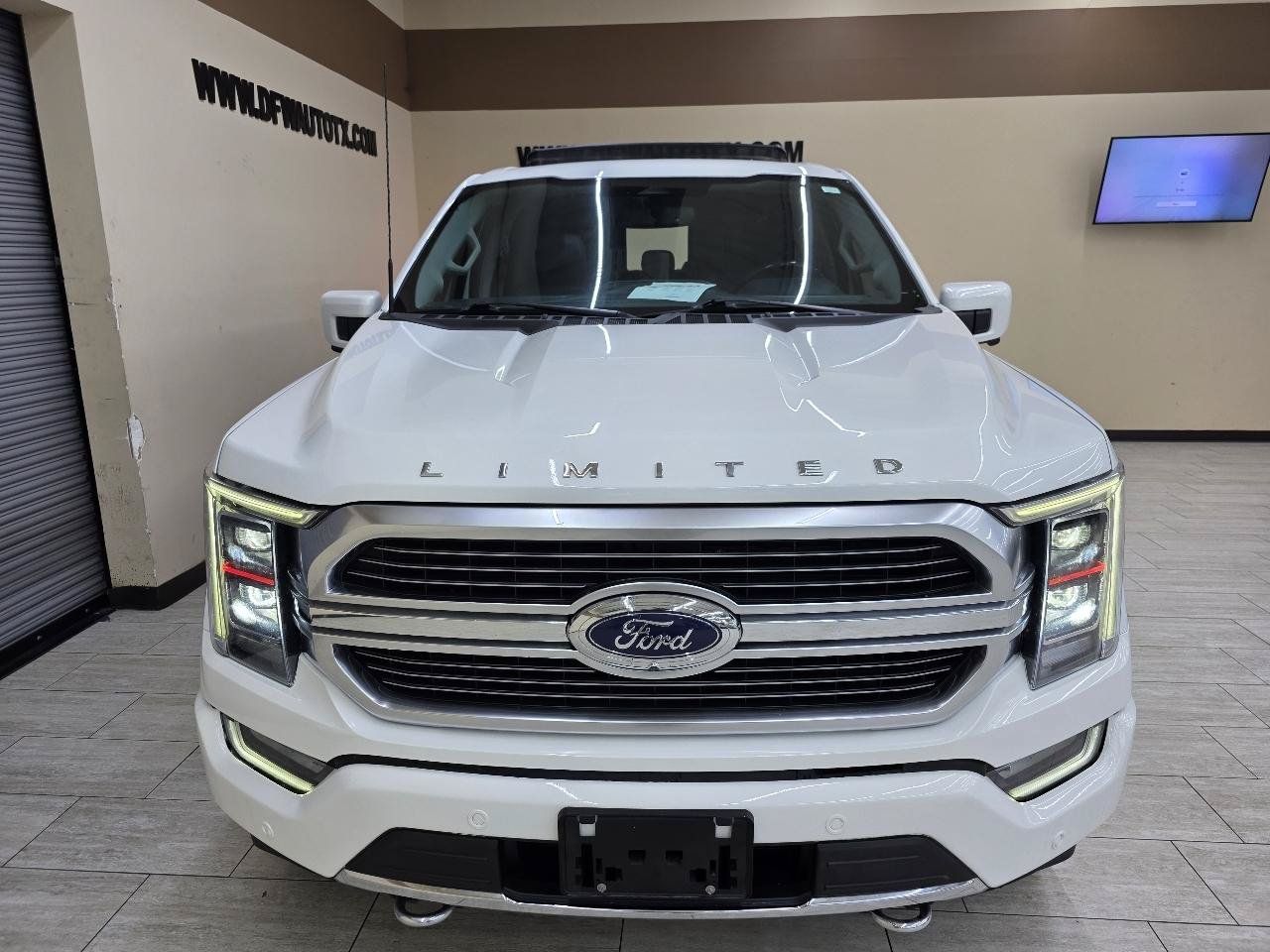 Used 2023 Ford F150 Limited AWD/4WD image 3