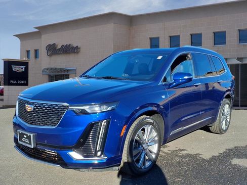 Used 2023 Cadillac XT6 Premium Luxury image 1