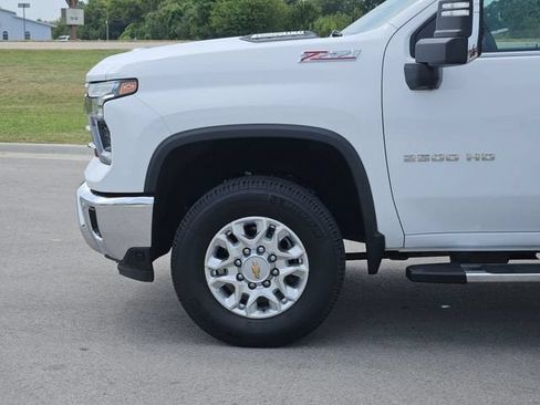 Used 2024 Chevrolet Silverado 2500 LTZ w/ LTZ Plus Package AWD/4WD image 10