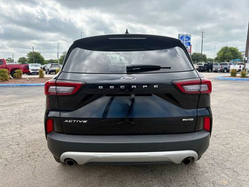 Used 2024 Ford Escape Active AWD/4WD image 4