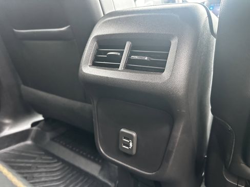 Used 2024 GMC Terrain AT4 AWD/4WD image 13
