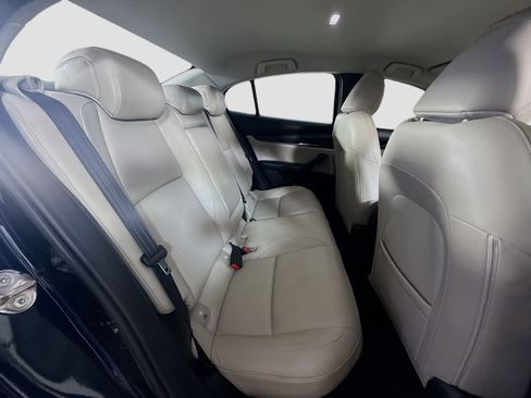 Used 2019 MAZDA MAZDA3 w/Preferred Pkg image 27