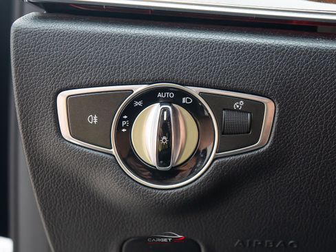Used 2019 Mercedes-Benz E 300 4MATIC w/ Premium 1 Package image 34