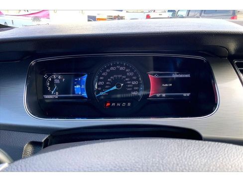 Used 2019 Ford Taurus SEL w/ Equipment Group 201A image 21