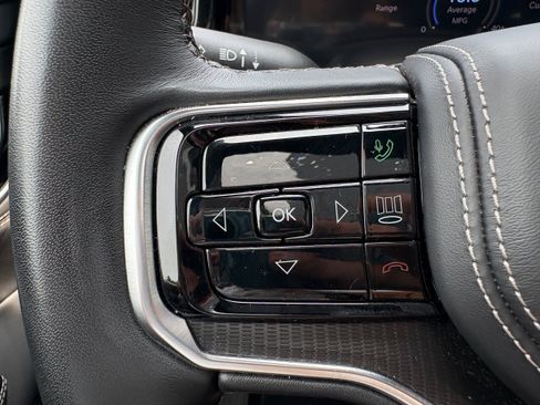 Certified 2025 Jeep Grand Wagoneer Series II Obsidian w/ Quick Order Packagew 28T AWD/4WD image 20