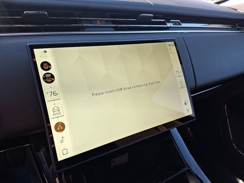 New 2026 Land Rover Range Rover Sport SE image 14