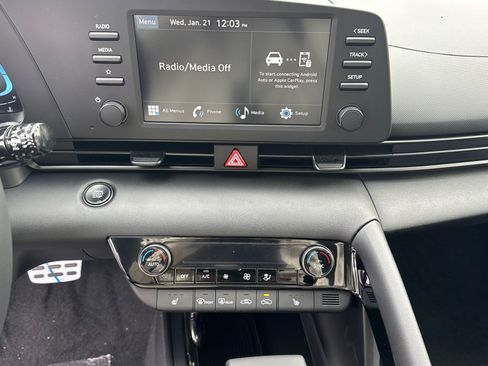 New 2026 Hyundai Elantra SEL Sport Premium FWD image 30