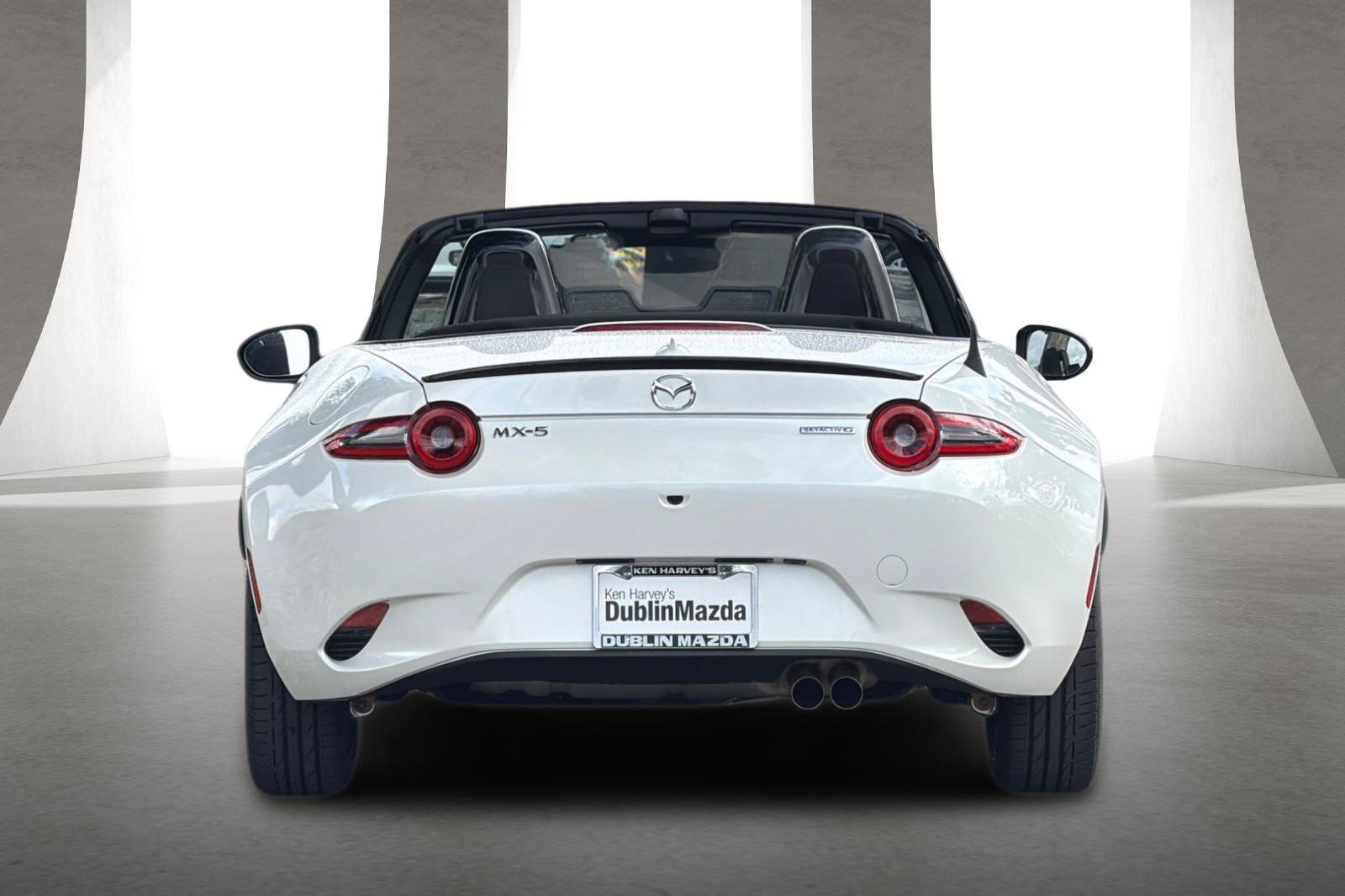 New 2026 MAZDA MX-5 Miata Club w/ Interior Package RWD image 5