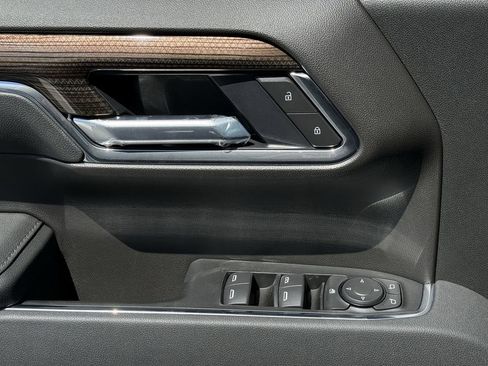 New 2026 Chevrolet Silverado 1500 LT Trail Boss w/ LT Trail Boss Premium Package AWD/4WD image 16