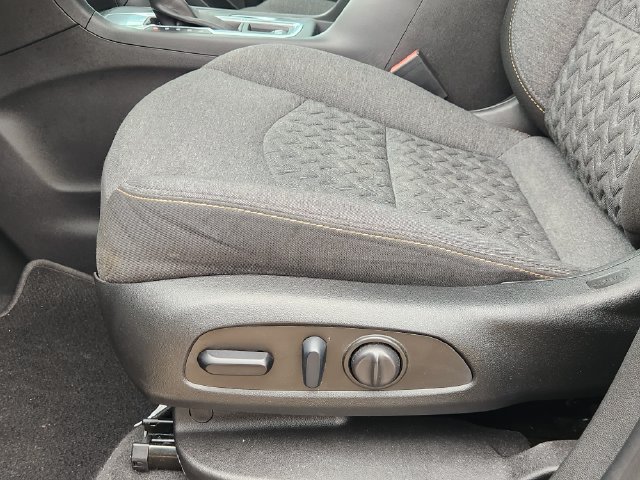 Certified 2023 Chevrolet Equinox LT FWD image 23