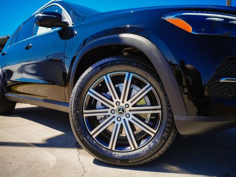 New 2026 Mercedes-Benz GLE 350 4MATIC image 3