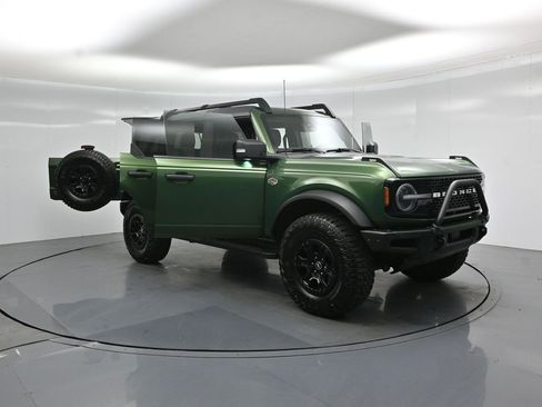 Certified 2022 Ford Bronco Wildtrak AWD/4WD image 32