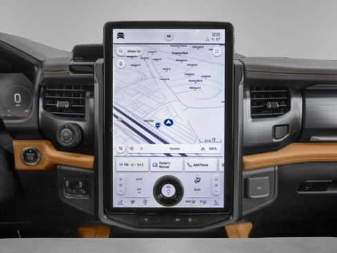 Used 2024 Ford Expedition Max XLT image 13