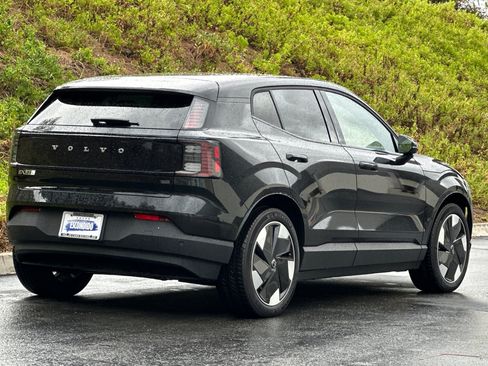 New 2025 Volvo EX30 Plus AWD/4WD image 4