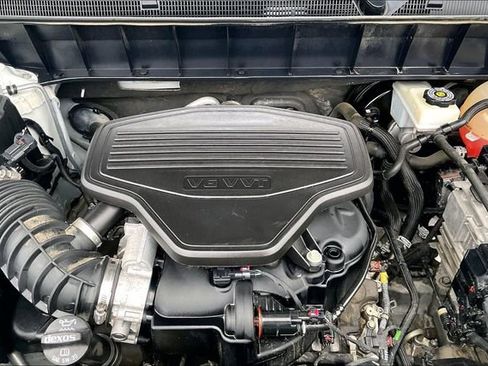 Used 2019 GMC Acadia SLT FWD image 32