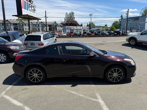 Used 2010 Nissan Altima 2.5 S w/ Premium Pkg FWD image 7