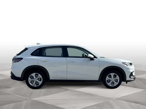 Used 2023 Honda HR-V LX image 9