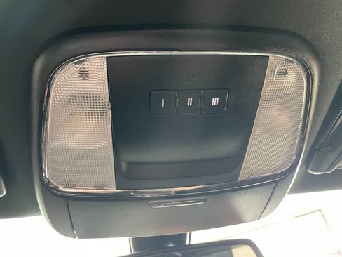 Used 2019 Dodge Charger GT image 38