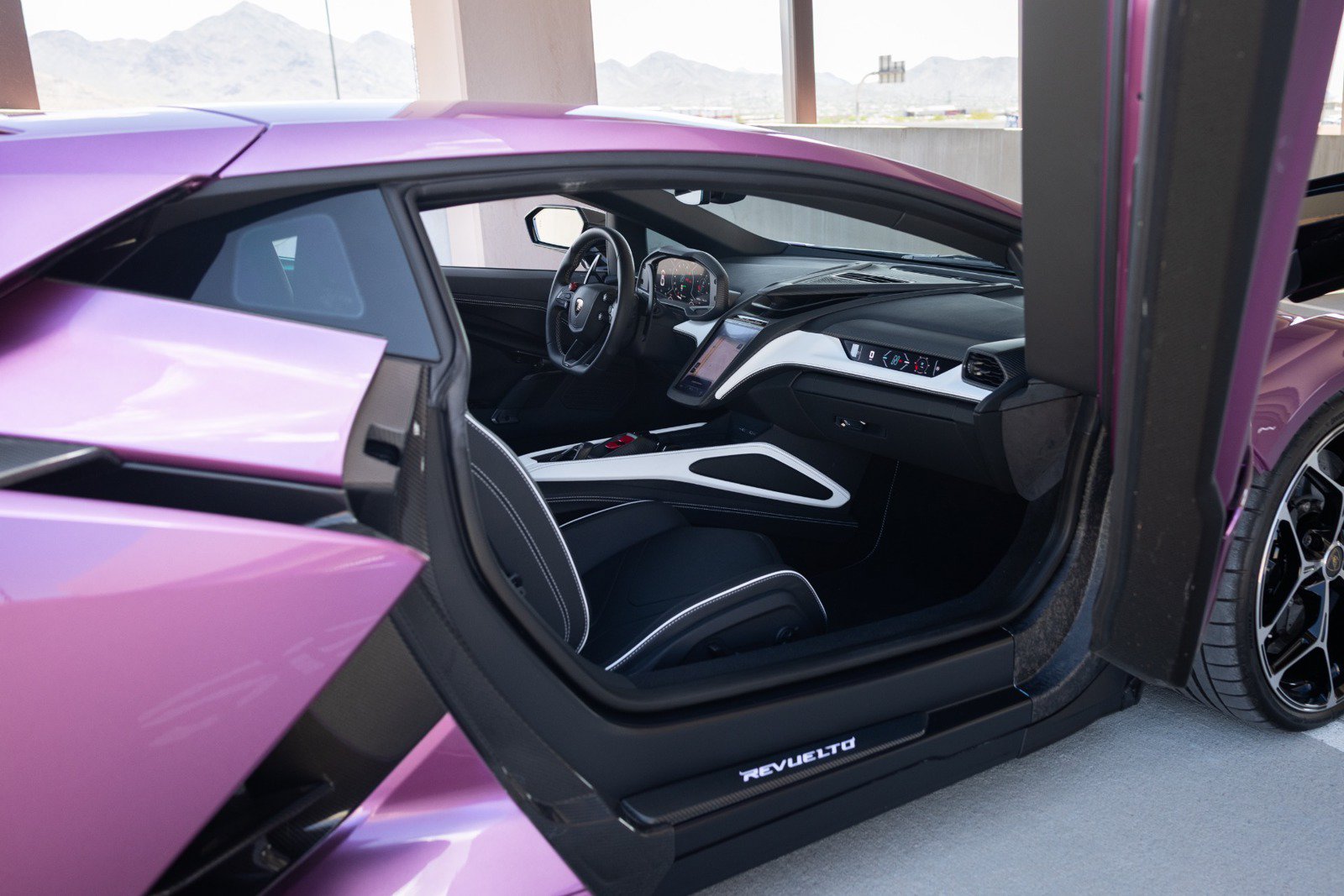 Used 2026 Lamborghini Revuelto AWD/4WD image 60