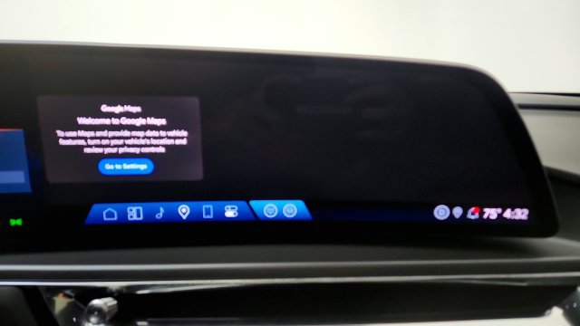 Used 2024 Cadillac Lyriq Tech w/ Driver Assist Package AWD/4WD image 63