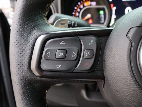 Used 2025 Jeep Wrangler Unlimited Rubicon 392 image 19