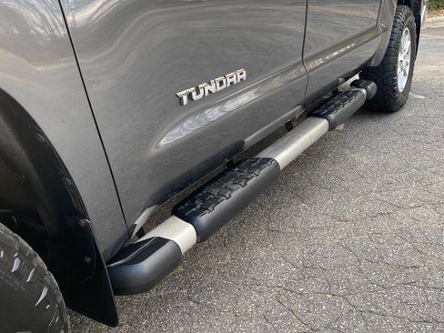 Used 2016 Toyota Tundra SR5 w/ SR5 Upgrade Package image 14