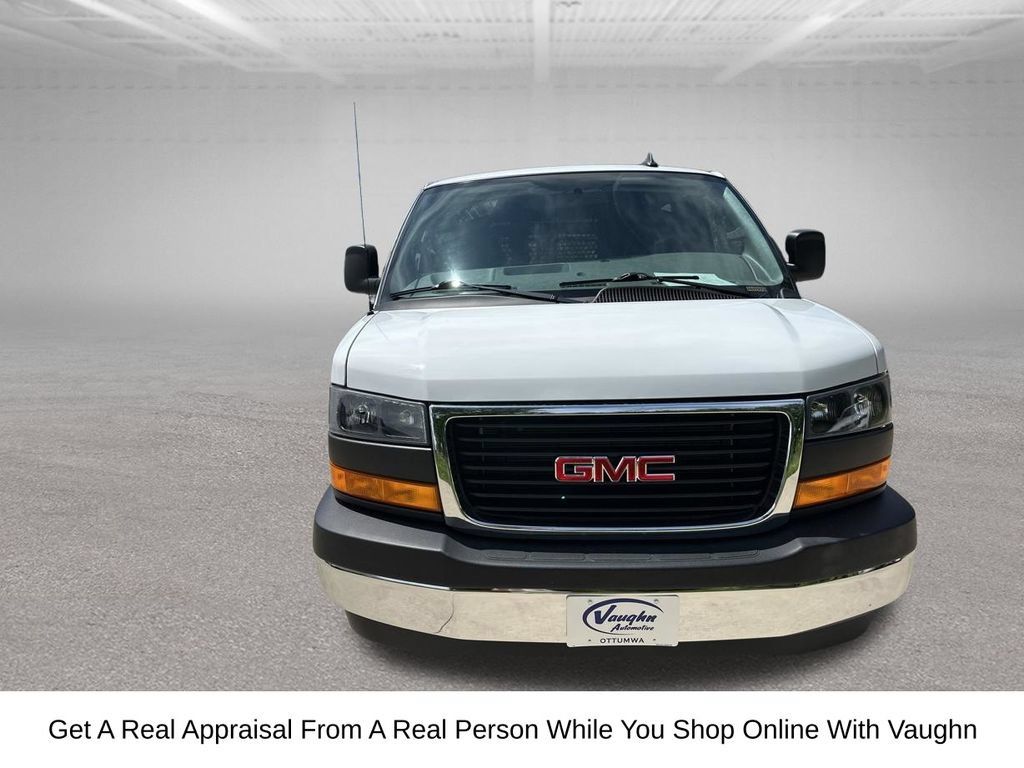 Used 2024 GMC Savana 2500 w/ Driver Convenience Package RWD image 5