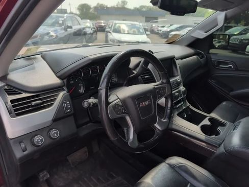 Used 2019 GMC Yukon SLT AWD/4WD image 2