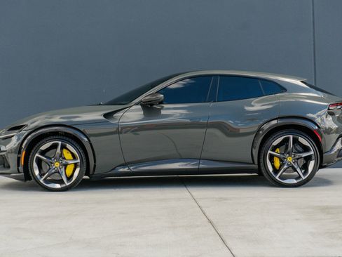 Used 2024 Ferrari Purosangue AWD/4WD image 2