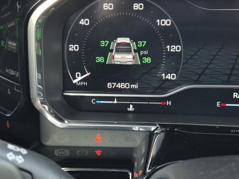 Used 2022 GMC Sierra 1500 SLT w/ SLT Convenience Package image 25