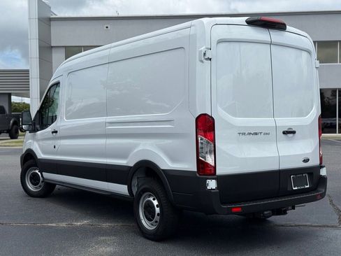 New 2025 Ford Transit 250 148 Medium Roof image 4