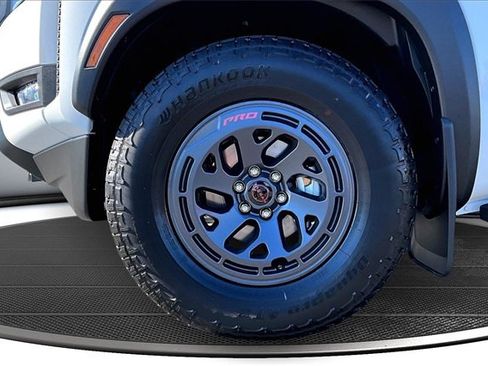 New 2026 Nissan Frontier Pro-X image 13