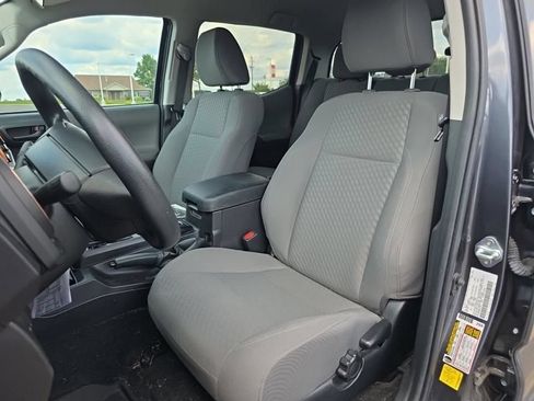 Used 2023 Toyota Tacoma SR AWD/4WD image 11