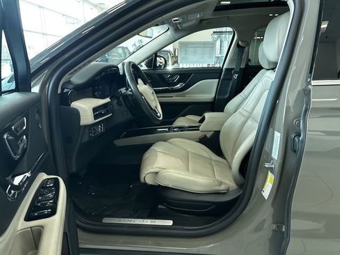 Certified 2025 Lincoln Corsair Grand Touring w/ Equipment Group 302A image 17