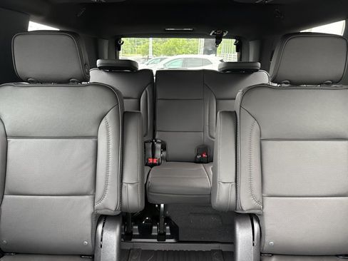 New 2026 GMC Yukon Denali w/ Denali Reserve Package AWD/4WD image 23