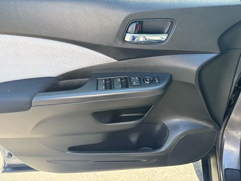 Used 2015 Honda CR-V EX image 10