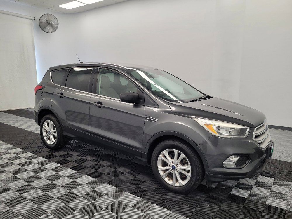 Used 2019 Ford Escape SE FWD image 11