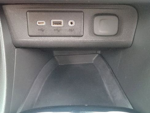 Used 2023 Buick Encore GX Preferred image 23