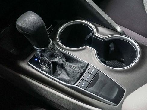 Certified 2022 Toyota Camry LE image 22