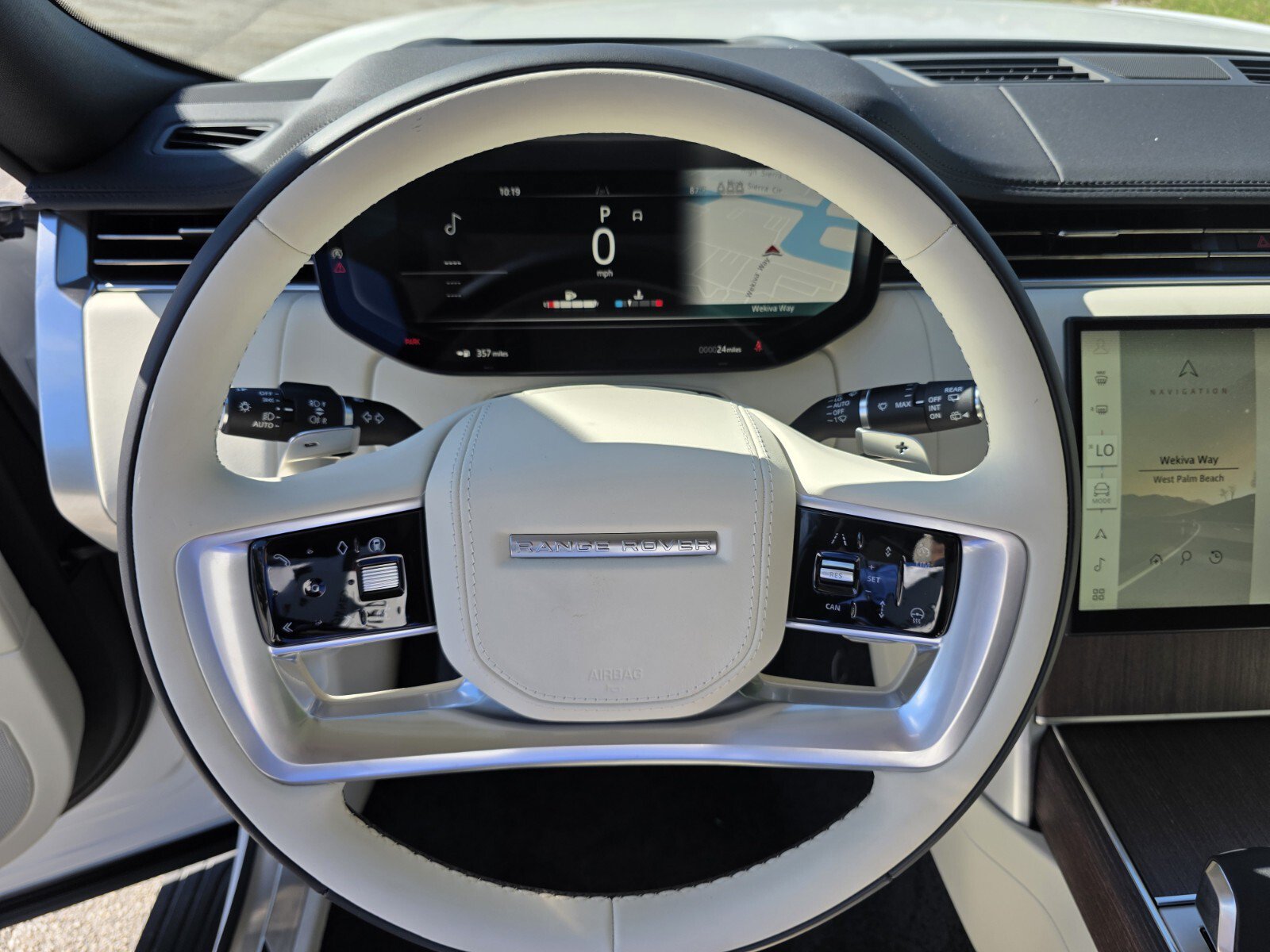 New 2026 Land Rover Range Rover SE AWD/4WD image 15