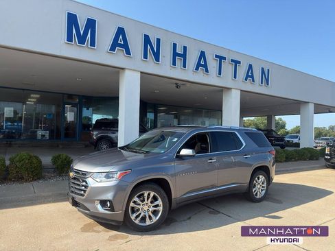 Used 2020 Chevrolet Traverse High Country AWD/4WD image 1