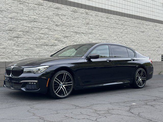 Used 2017 BMW 740i RWD image 11