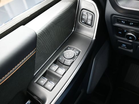 Used 2023 Ford F150 Platinum w/ Equipment Group 701A High image 46