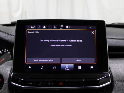 Used 2024 Jeep Compass Latitude image 17