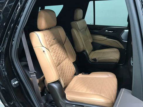 Used 2022 Cadillac Escalade Sport w/ Touring Package AWD/4WD image 20