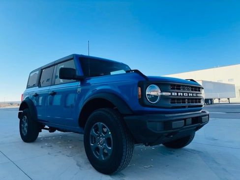 New 2025 Ford Bronco Big Bend image 9