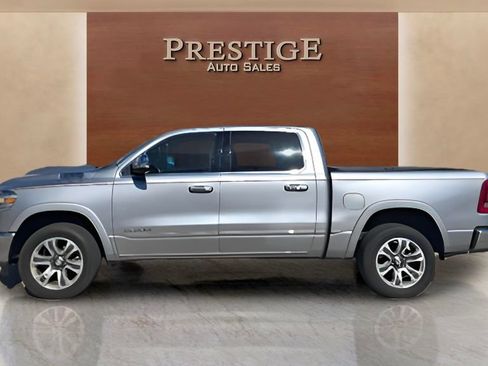 Used 2022 RAM 1500 Limited AWD/4WD image 2